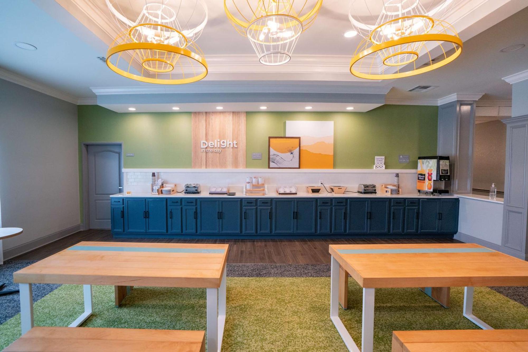 Spark By Hilton Brandon Bagian luar foto